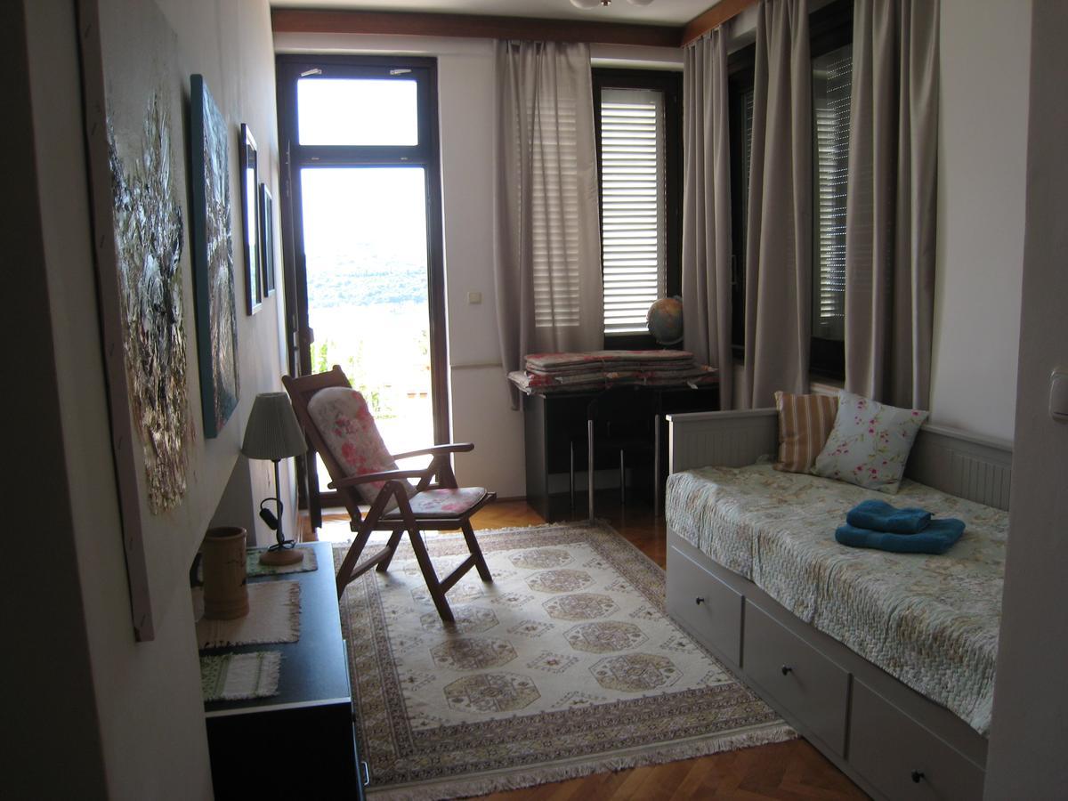 Katinka Apartment *