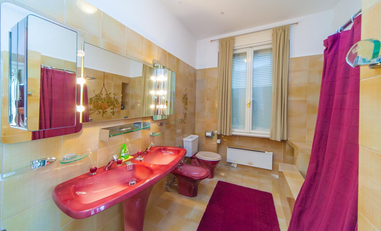 Katinka Apartment